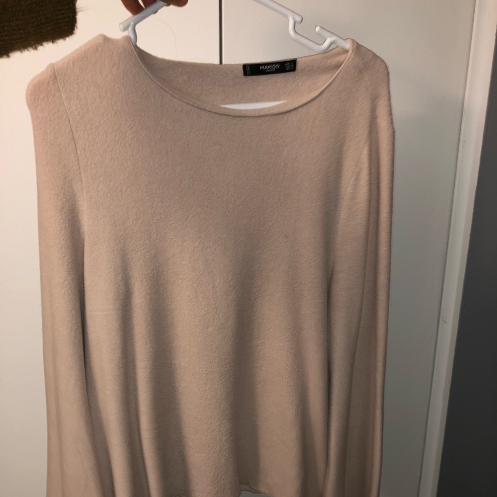 Warm sweater/blouse from Mango